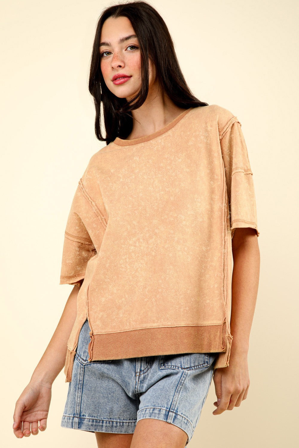 Round Neck Exposed Seam Slit T-Shirt